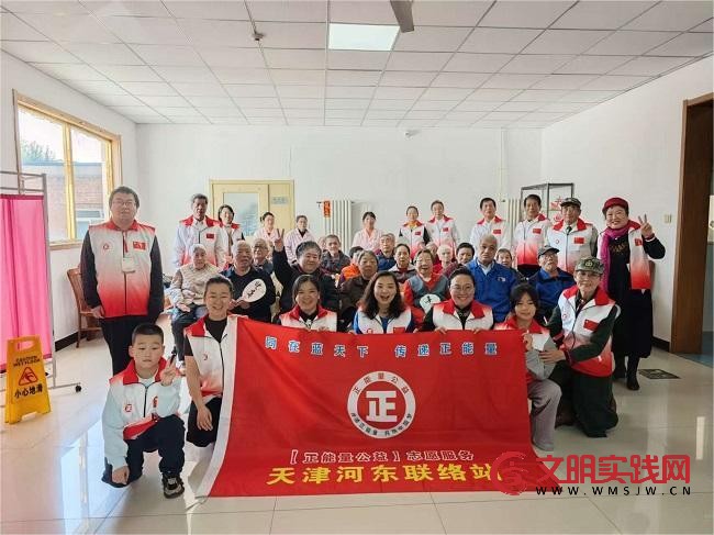 艺暖桑榆日,情满重阳节 微信图片_20251029141024_137_669.jpg