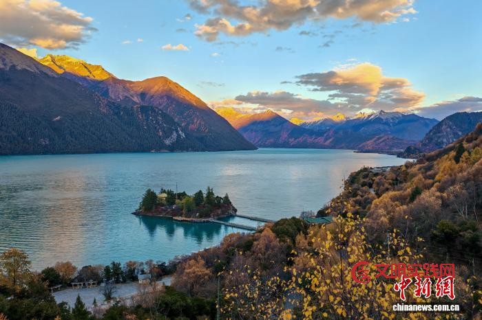 （走进中国乡村）西藏巴松措湖畔：农牧民吃香“旅游饭”