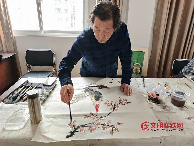 墨香暖人心   福气满社区——华盛书画院走进幸福社区迎春送福