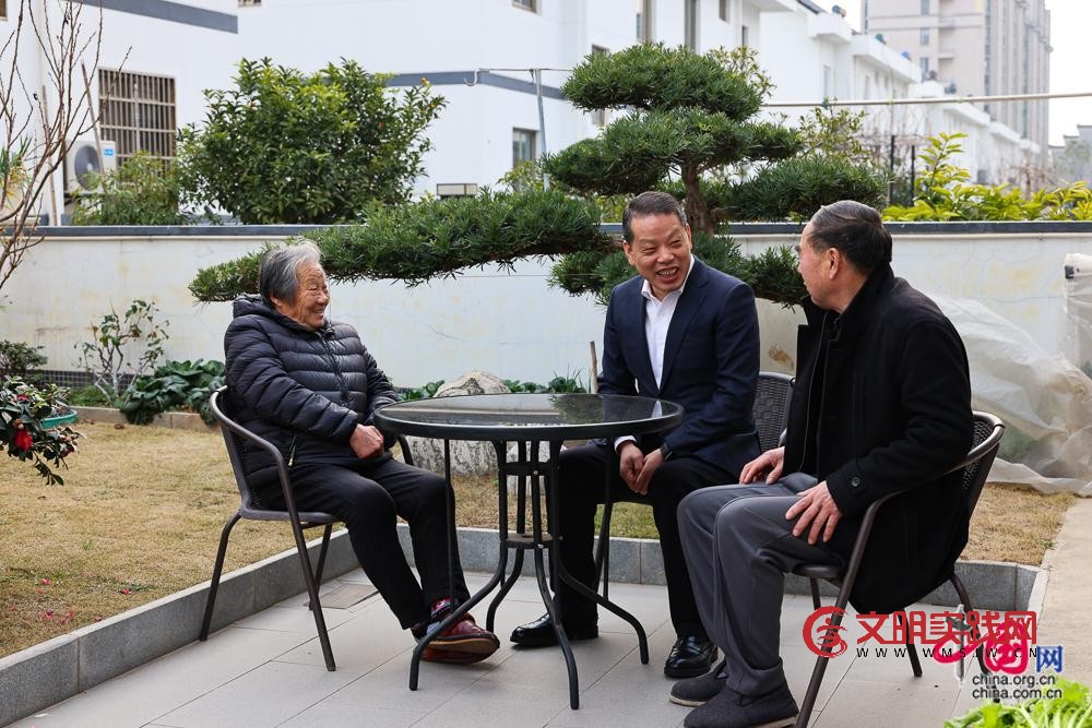 新春走基层 |滕头村党委书记傅平均践行乡村振兴的日常答卷