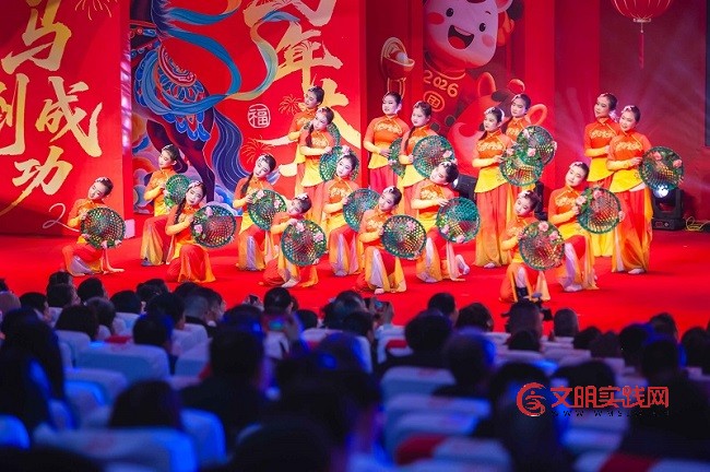 金马贺岁 灵韵呈祥——2026灵丘县春节联欢晚会圆满落幕 微信图片_20260211191514_340_680.jpg