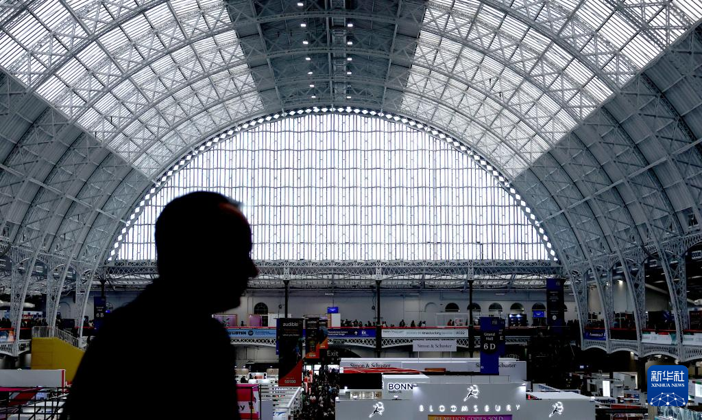 中国出版代表团亮相2026年伦敦书展