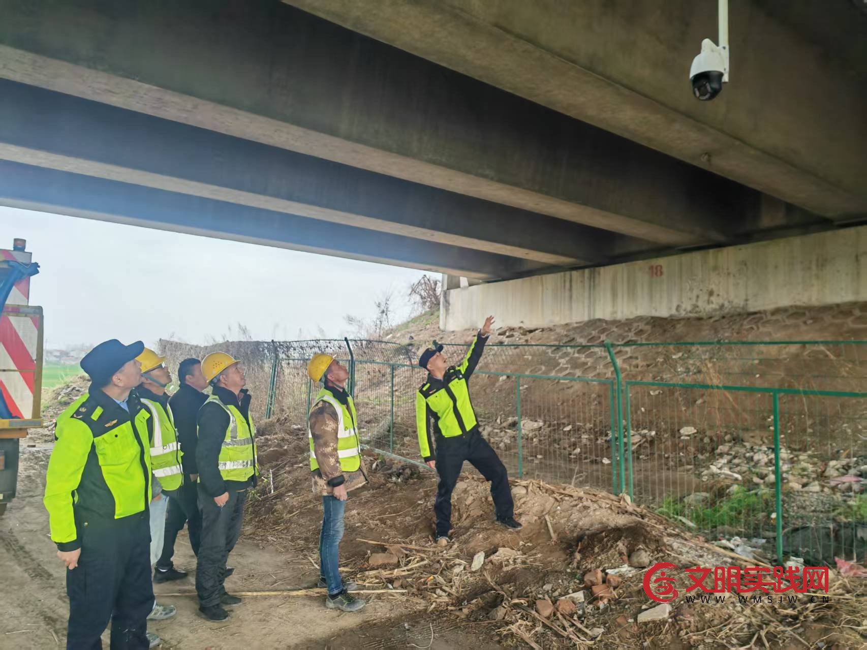 连徐支队:安装智慧“天眼”筑牢桥下空间 监管防线 微信图片_20260320094052_39_580.jpg