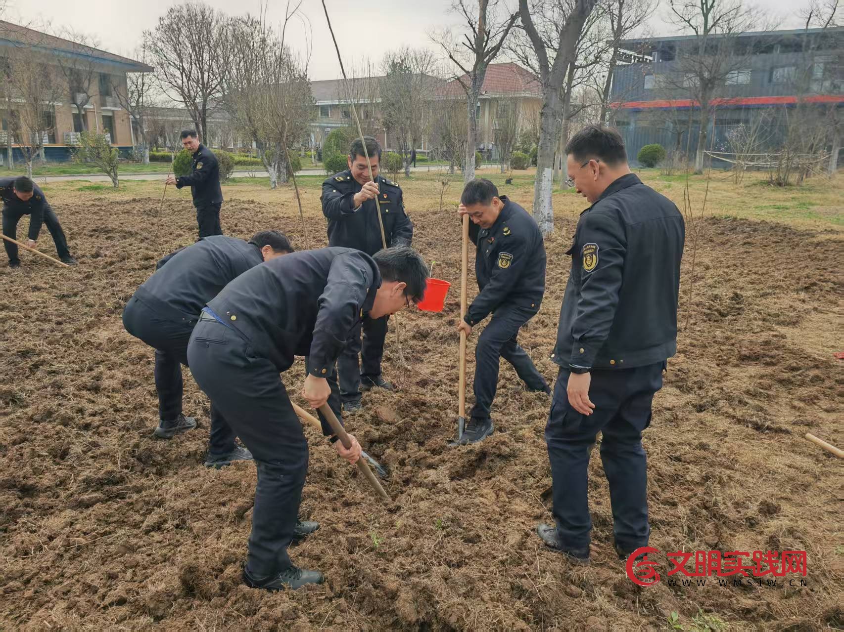 赓续红色血脉 共植绿色希望 连徐支队开展主题党日暨工会活动 赓续红色血脉 共植绿色希望 连徐支队开展主题党日暨工会活动