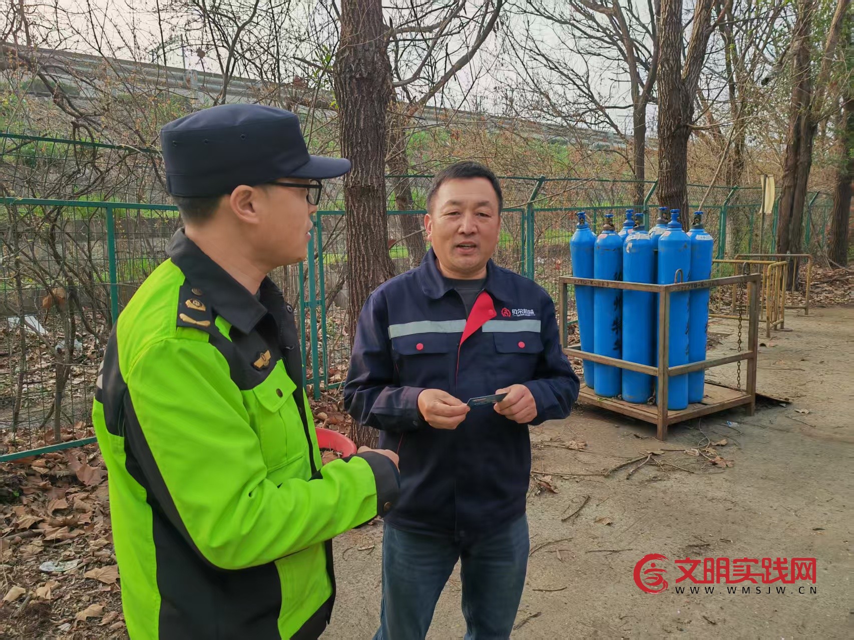 护航清明春假平安路 ——连徐支队第四大队拧紧高速“安全阀”