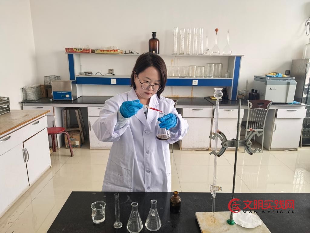 以良种、良机、良法耕良田——内蒙古兴安盟备春耕一线见闻 以良种、良机、良法耕良田——内蒙古兴安盟备春耕一线见闻