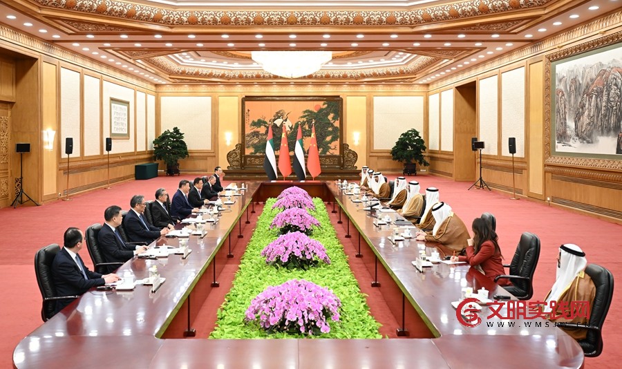 习近平会见阿联酋阿布扎比王储哈立德