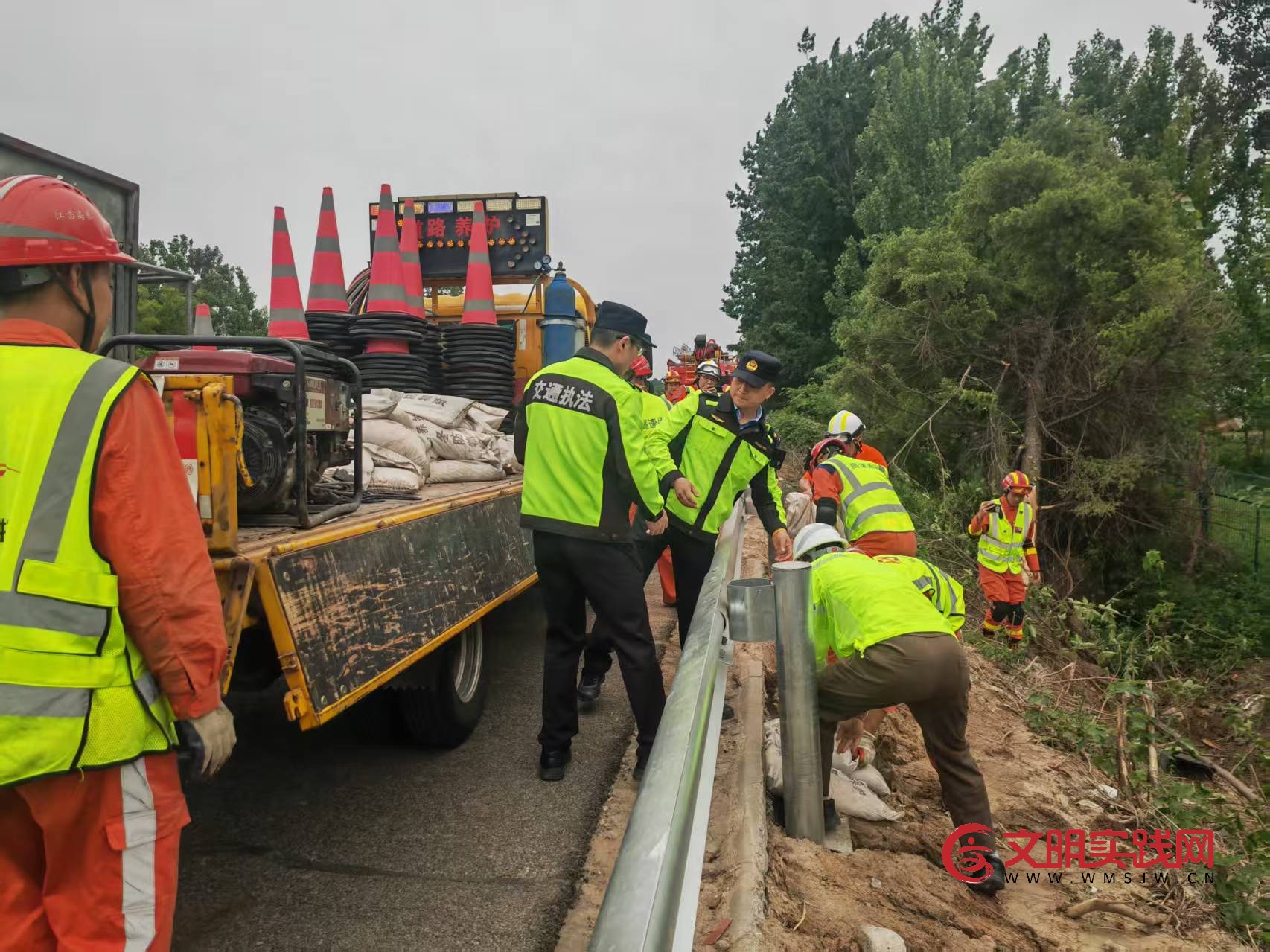 联防联控筑防线 以练备战护平安 ——连徐支队第五大队开展防汛防台护航“五一”出行联合应急演练