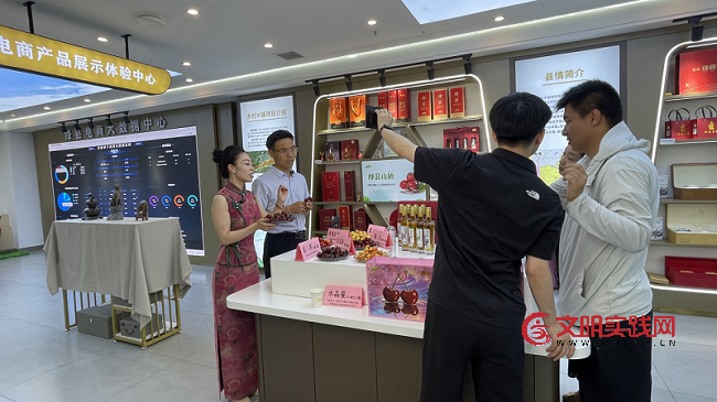 山西“绛县‘樱’你而来”专场直播助农活动火热开播 图片3.png