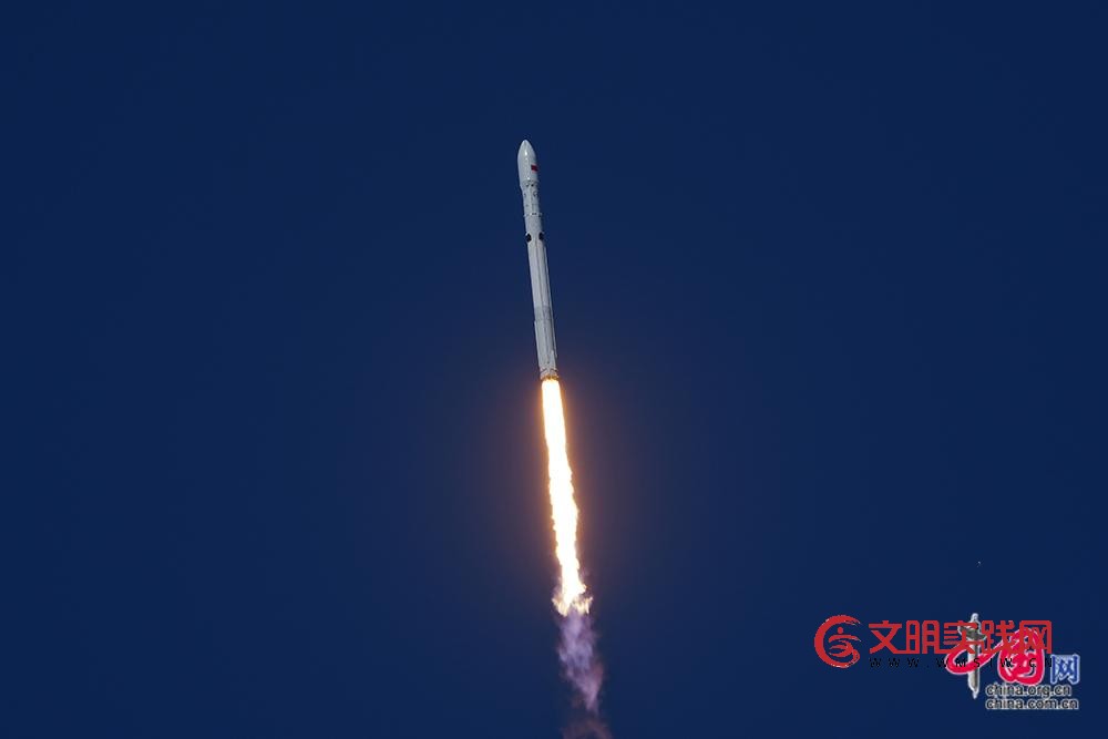 长十二乙火箭首飞告捷 成功发射千帆星座第十批组网卫星 长十二乙火箭首飞告捷 成功发射千帆星座第十批组网卫星