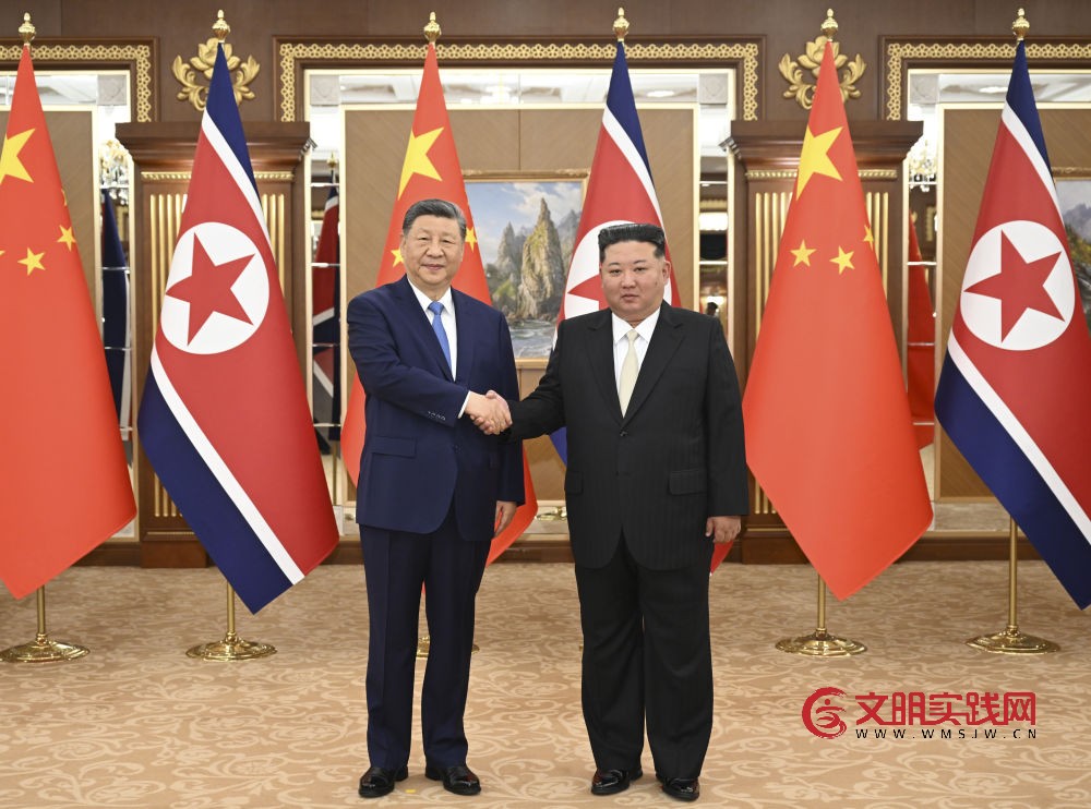 习近平同金正恩举行会谈 习近平同金正恩举行会谈