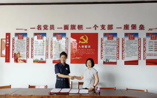电光承文脉 彩灯续古魂 image.png
