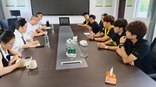 深耕乡村调研 座谈共话振兴——重庆移通学院竞技体育中心实践团深入农户走访开展助农调研活动 image.png