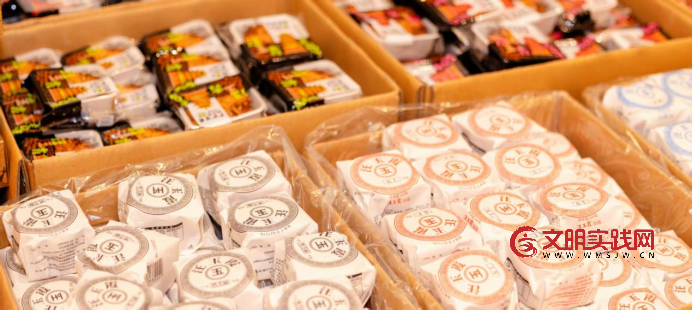 聚力金秋 共赢未来——湖北鑫嘉美乐2026月饼订货及品牌推介会圆满成功 image.png