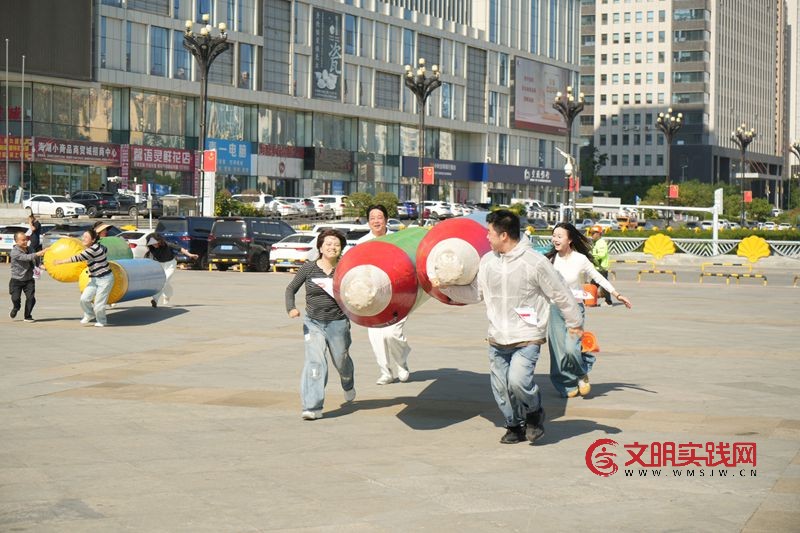 暑期亲子乐 邻里共欢聚 —— 2026年西宁市社区运动会城西站活力开赛 e5e5c34a0657d0f52325224ec356891a.jpg