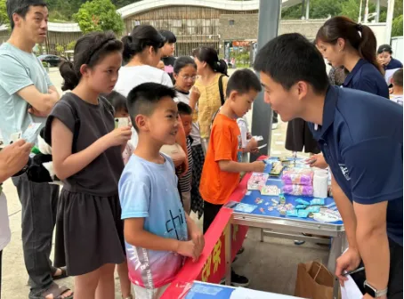 普法护绿守秦岭,法治维权伴同行——陕西省大学生赴商洛市洛南县法治宣讲团开展沉浸式生态普法活动 image.png