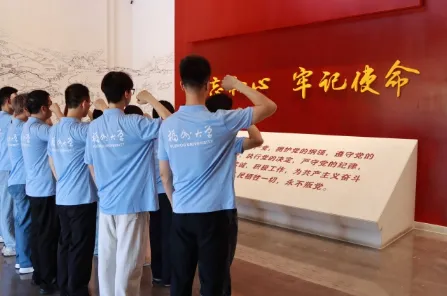 循迹红色岚岛,赓续初心使命——福州大学计算机学院实践队平潭红色实践纪实 image.png