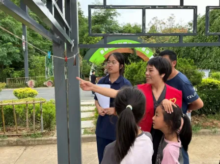 普法护绿守秦岭,法治维权伴同行——陕西省大学生赴商洛市洛南县法治宣讲团开展沉浸式生态普法活动 image.png
